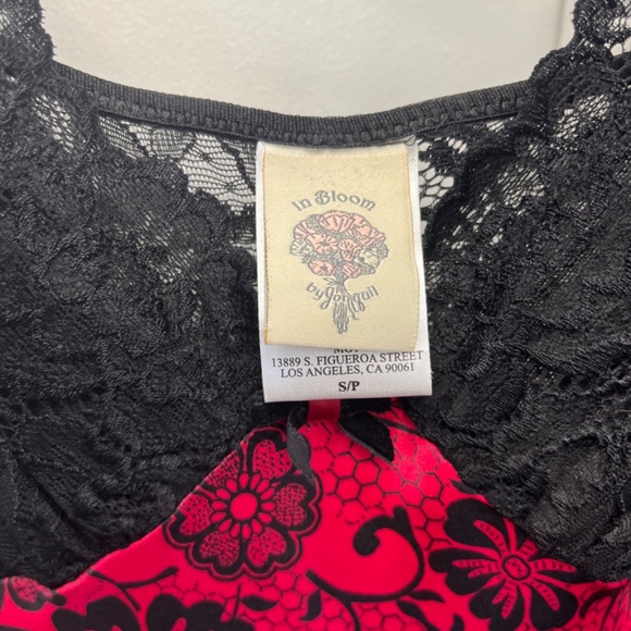 In Bloom (S) maxi sleep dress in red & black satin. - Picture 16 of 16